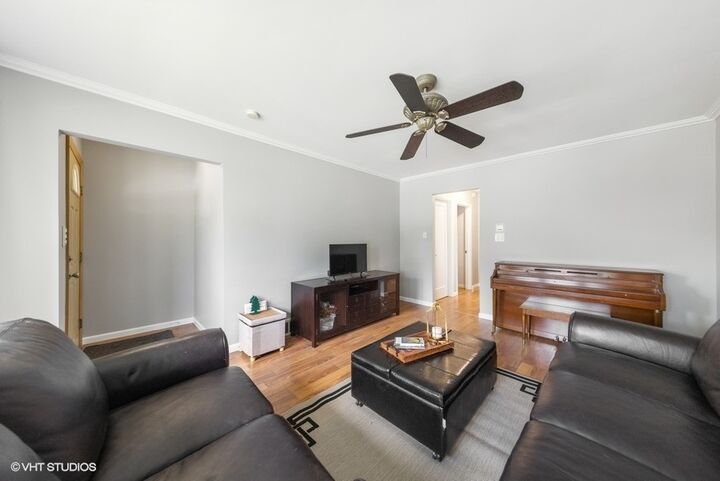 Property Photo:  3630 Maple Avenue  IL 60513 