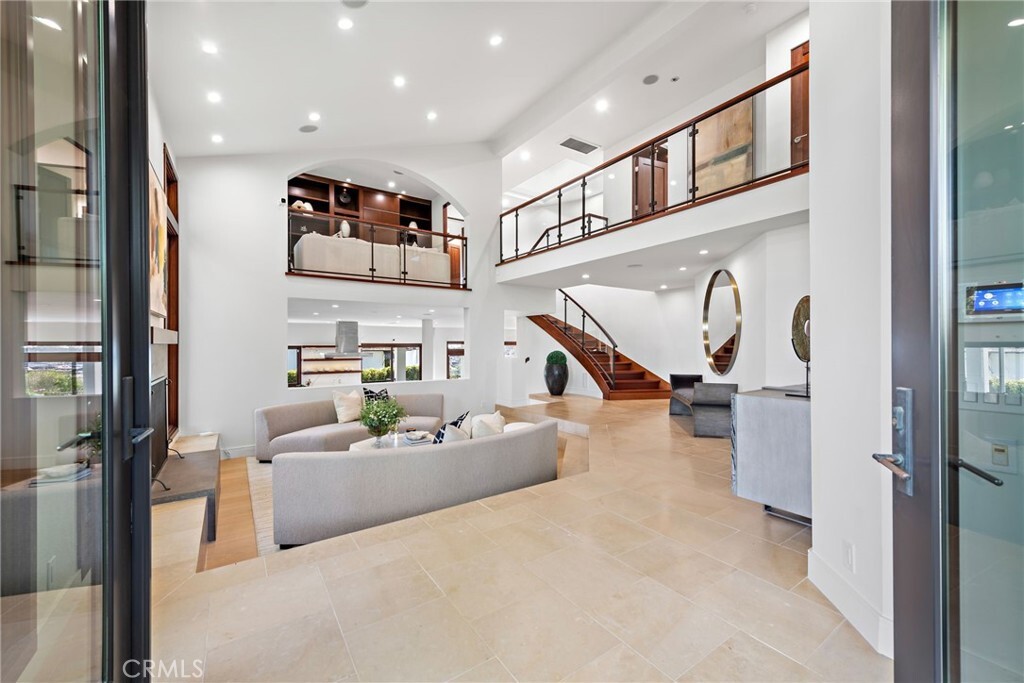Property Photo:  2907 Cliff Drive  CA 92663 