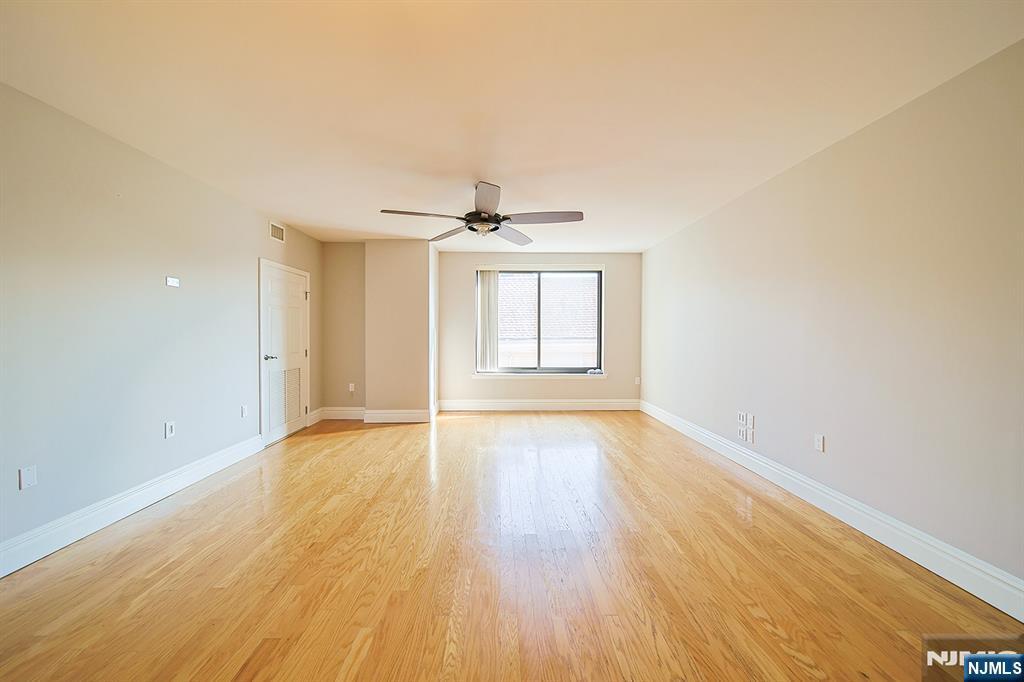 Property Photo: 275 State Street 3D NJ 07601