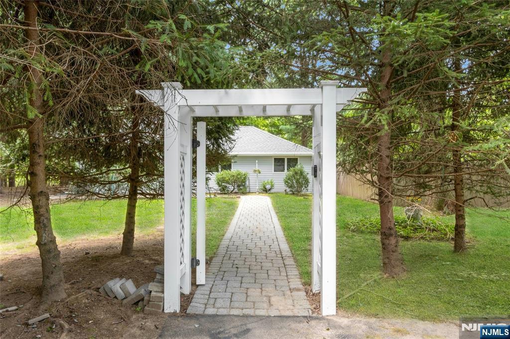 Property Photo: 386 Sunset NJ 07675