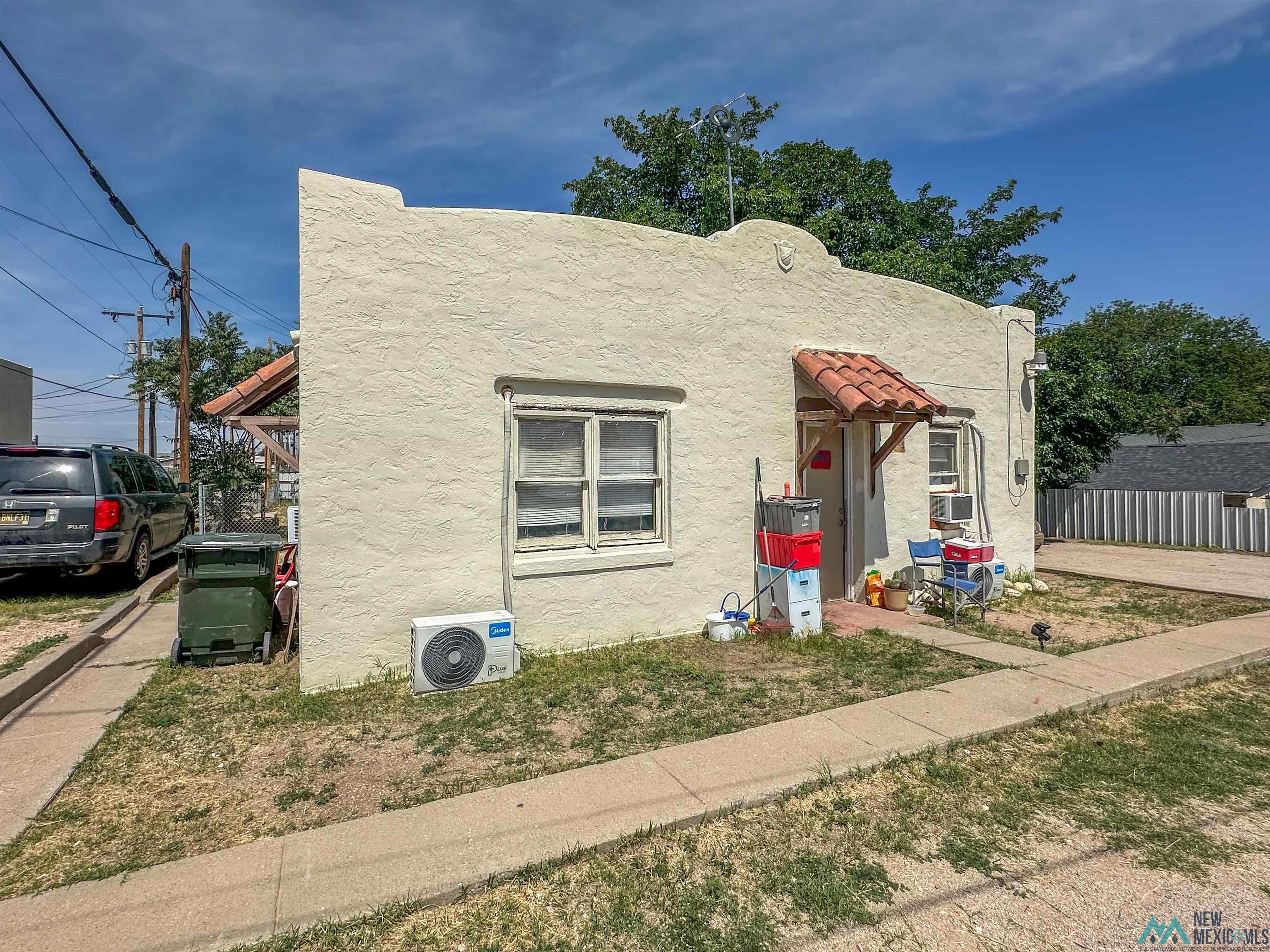 Property Photo: 109 &Amp 107 N Elm Street NM 88220