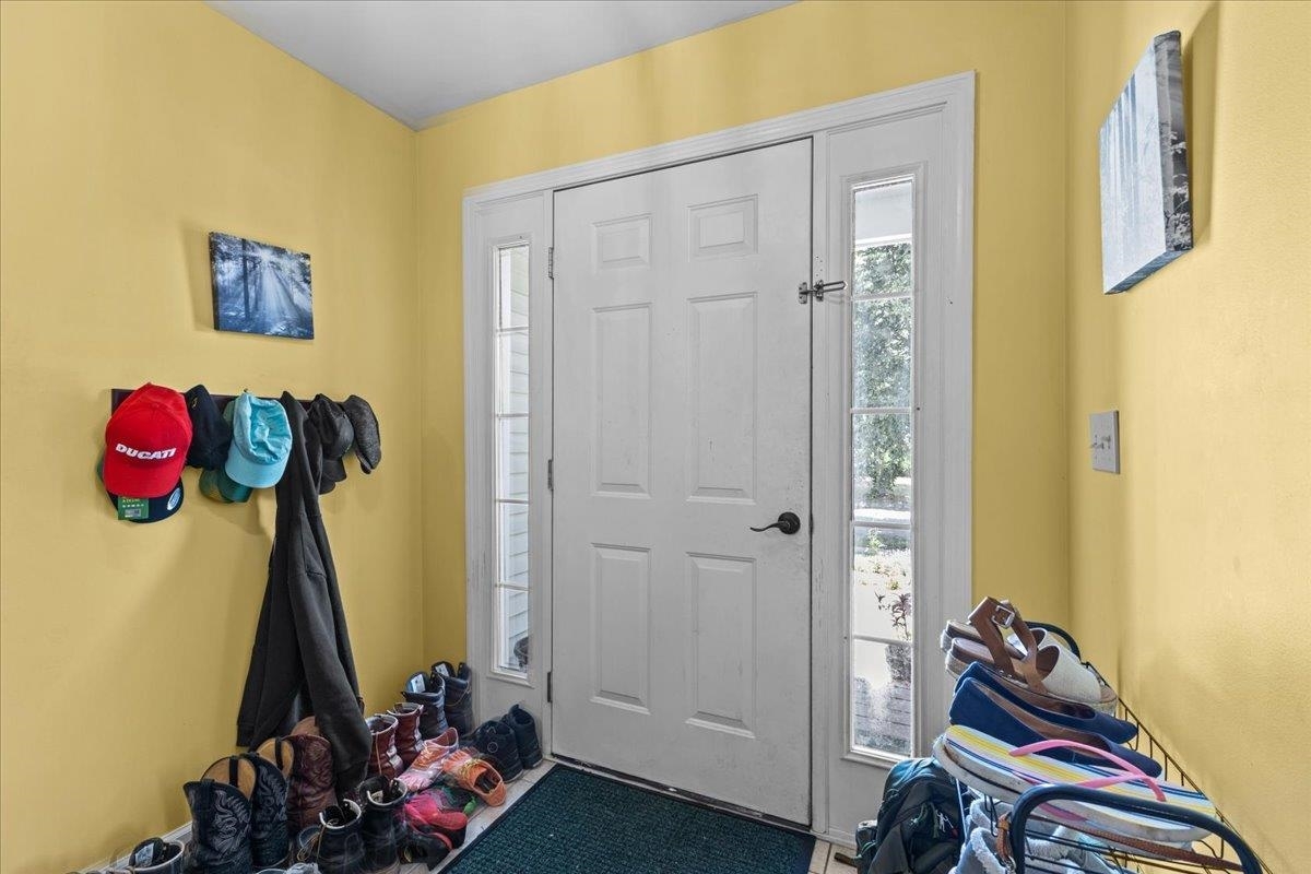 Property Photo: 11 Cabot Court VT 05403