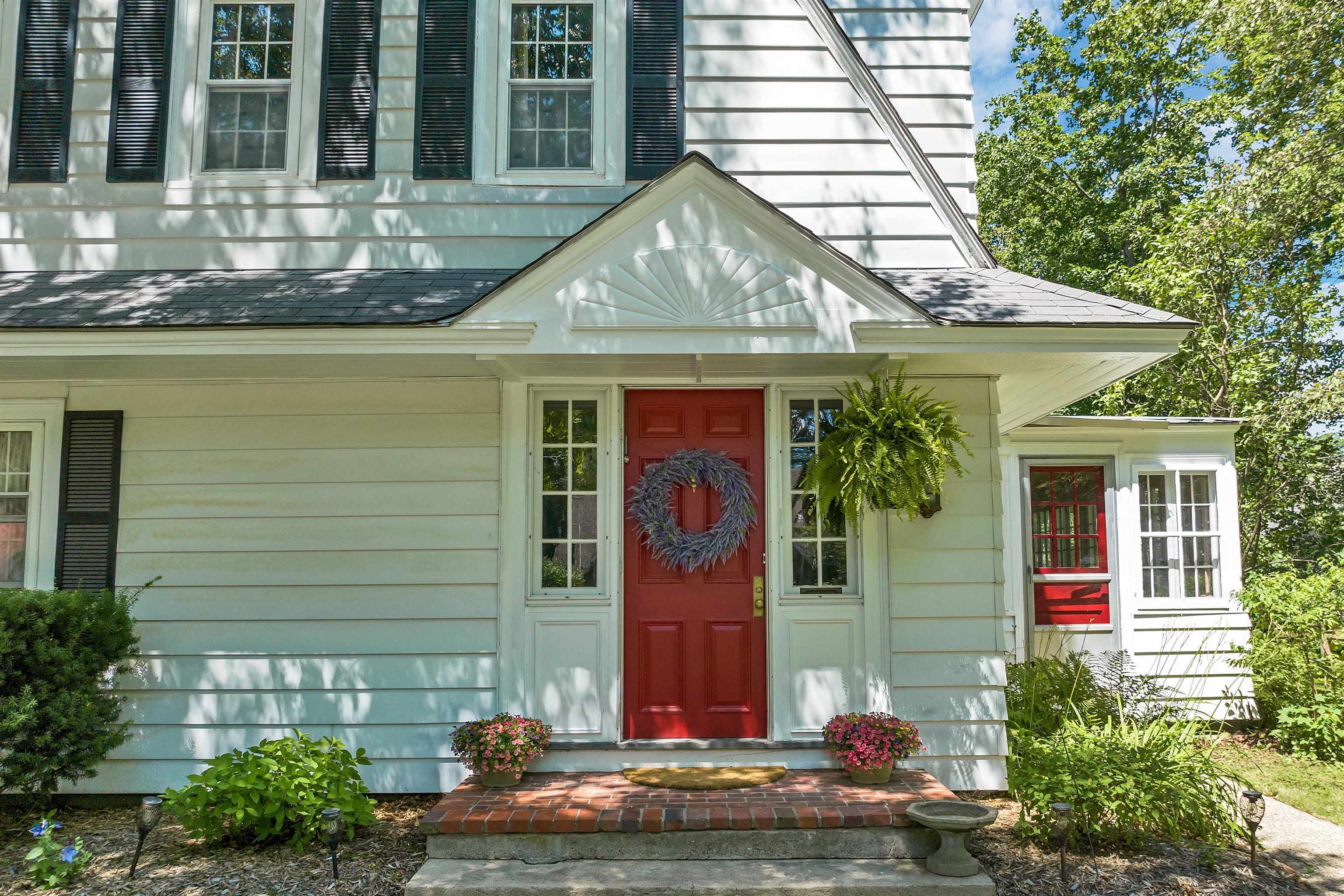 Property Photo:  8 Garland Street  NH 03264 