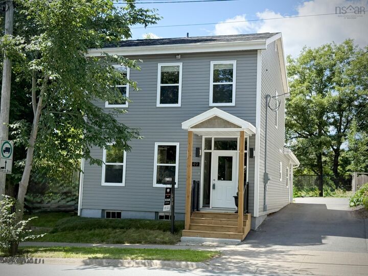 249 Portland Street  Dartmouth NS B2Y 1J8 photo