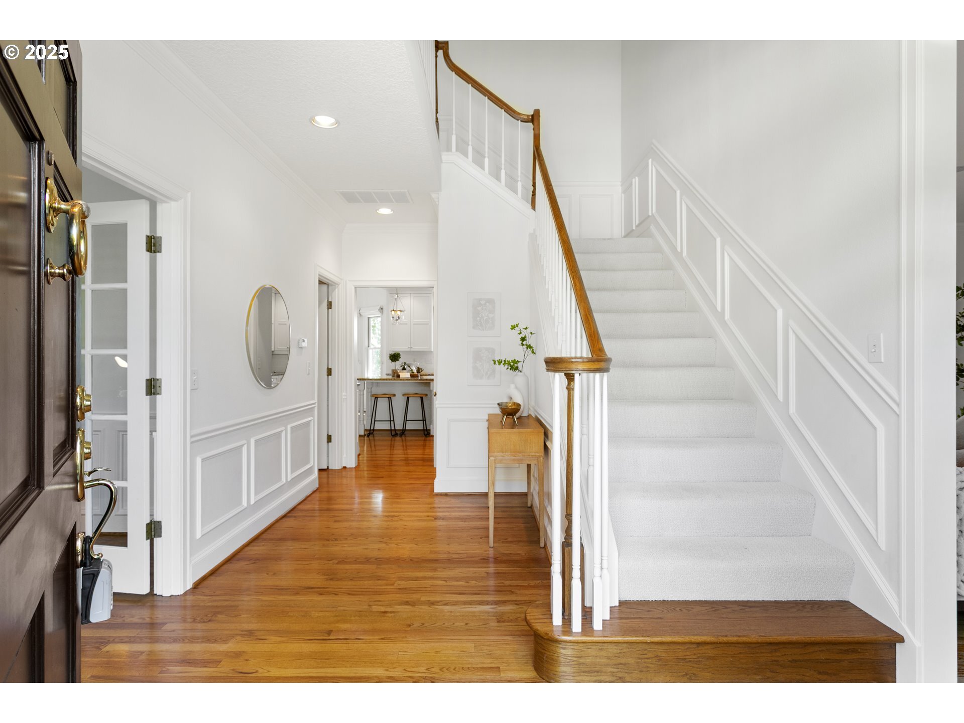 Property Photo: 5552 Kilchurn Ave OR 97035