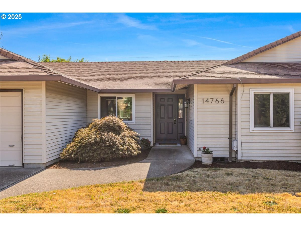 Property Photo: 14766 SE Anna Marie Ct OR 97267