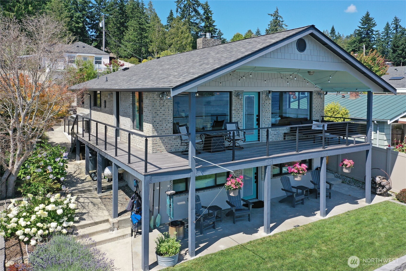 Property Photo:  17746 & 17744 S Angeline Avenue NE  WA 98392 