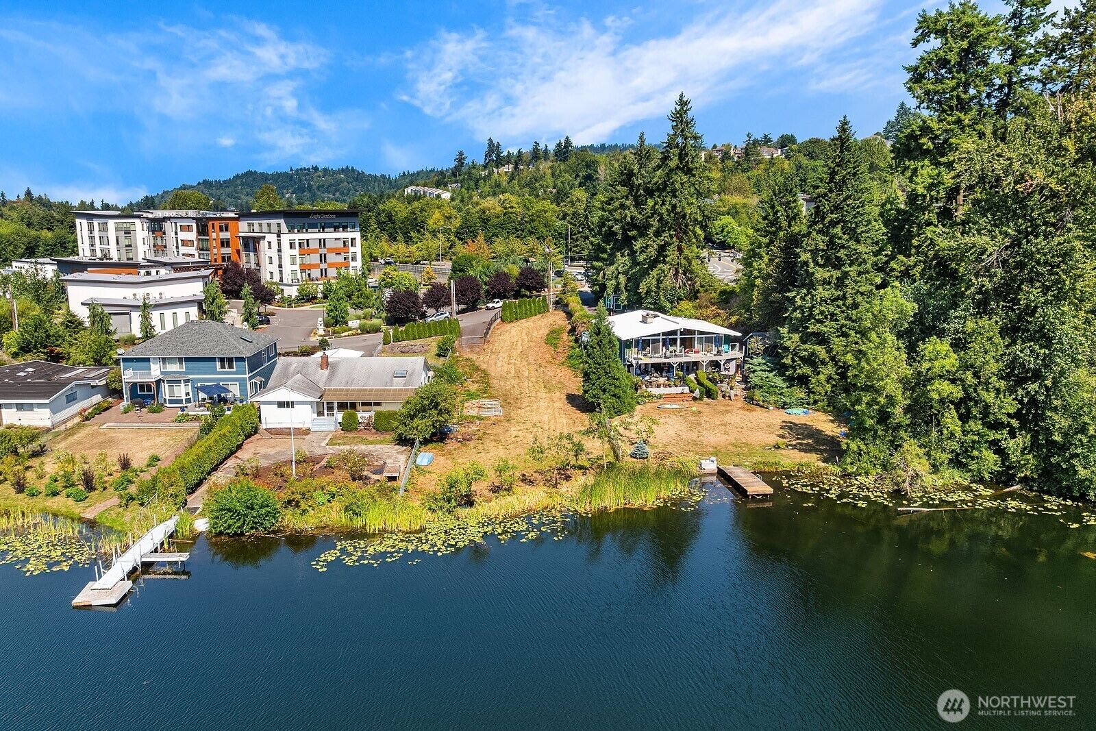 Property Photo: 13059 SE 76th Street WA 98056