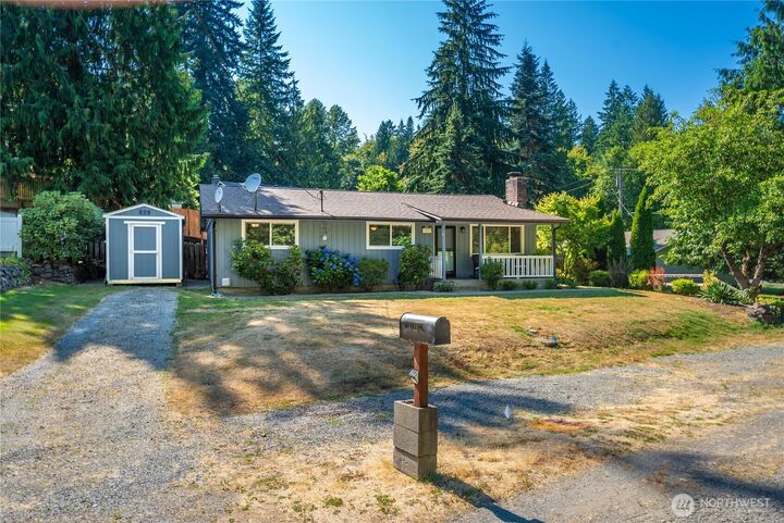 Property Photo: 13623 197th Avenue SE WA 98059