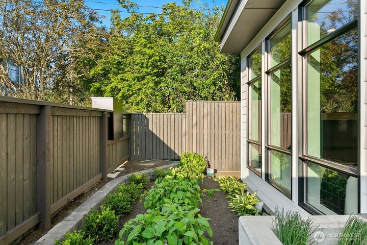 Property Photo: 2035 NW 61st Street A WA 98107