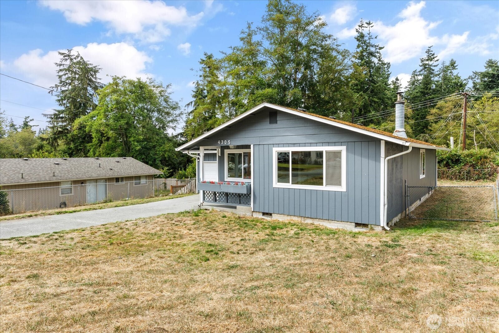 Property Photo:  4305  Northgate Drive  WA 98277 