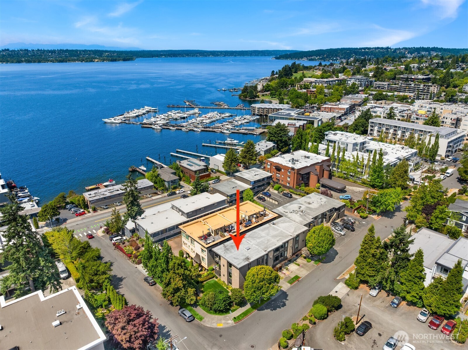 Property Photo:  427  2nd Street S A  WA 98033 