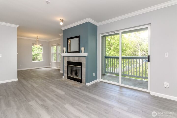 Property Photo: 33020 10th Avenue SW A301 WA 98023