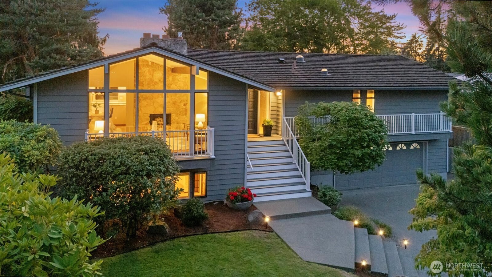 Property Photo:  19841  5th Avenue NW  WA 98177 