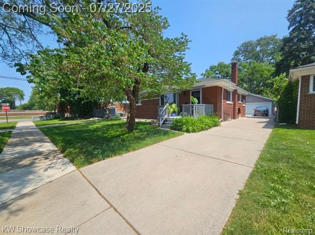 Property Photo:  24810 Roanoke Avenue  MI 48237 