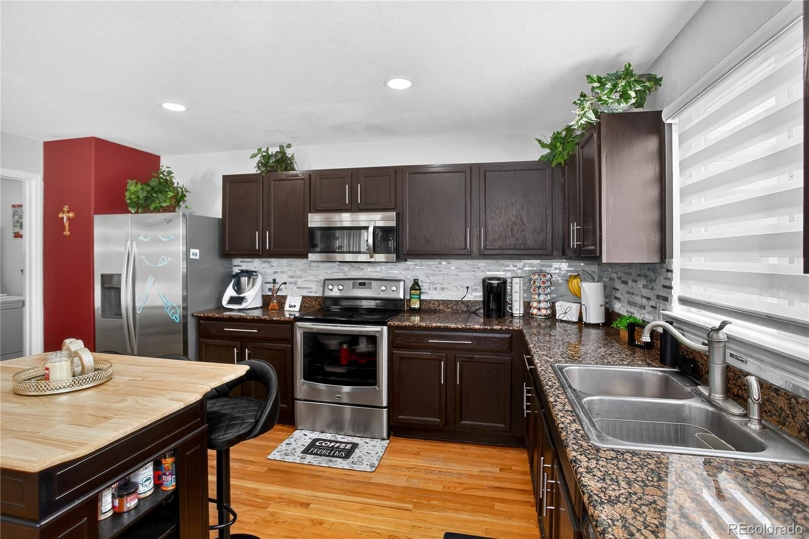 Property Photo:  5420 S Shawnee Way  CO 80015 