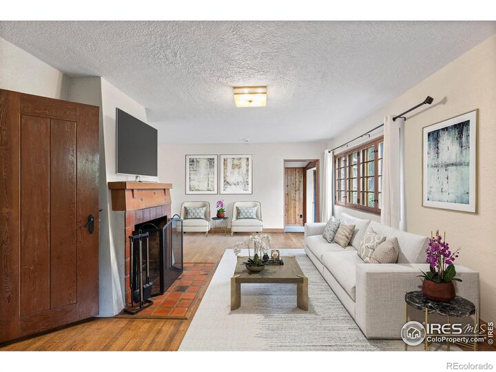 Property Photo:  911 Lincoln Place  CO 80302 