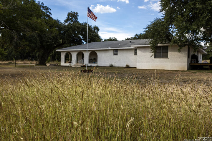 Property Photo:  10406 Park Road 37  TX 78063 