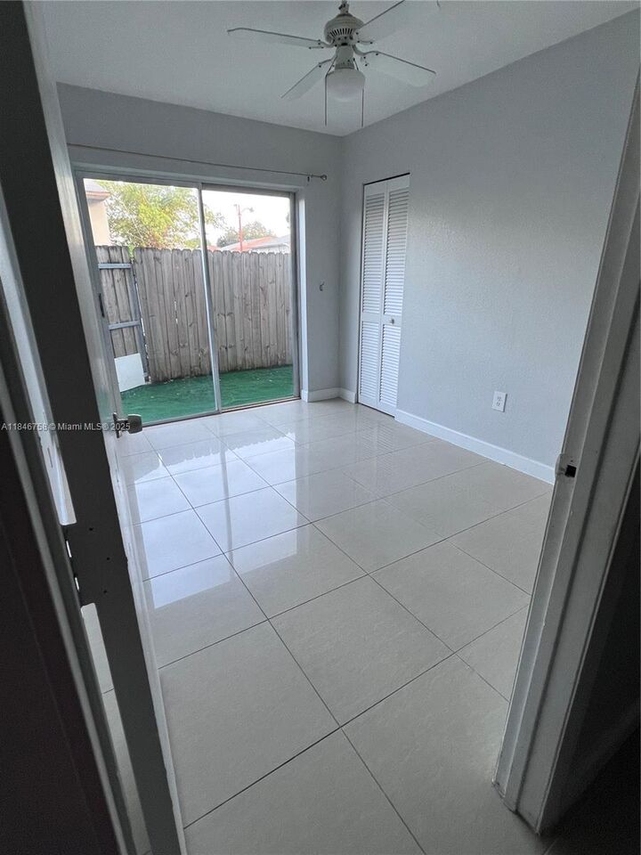 Property Photo: 15400 SW 81st Cir Ln 109 FL 33193