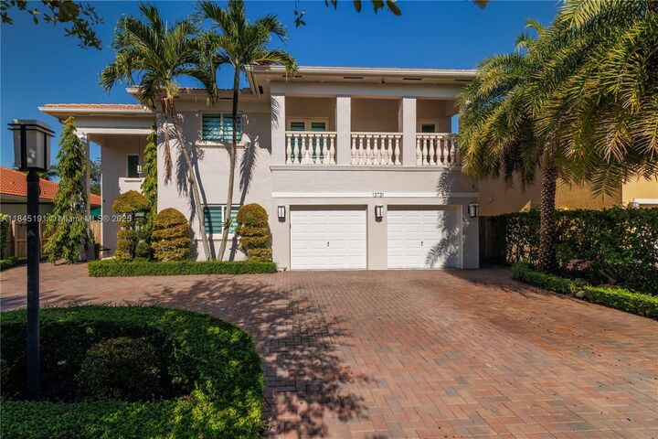 Property Photo:  13731 SW 136th Pl  FL 33186