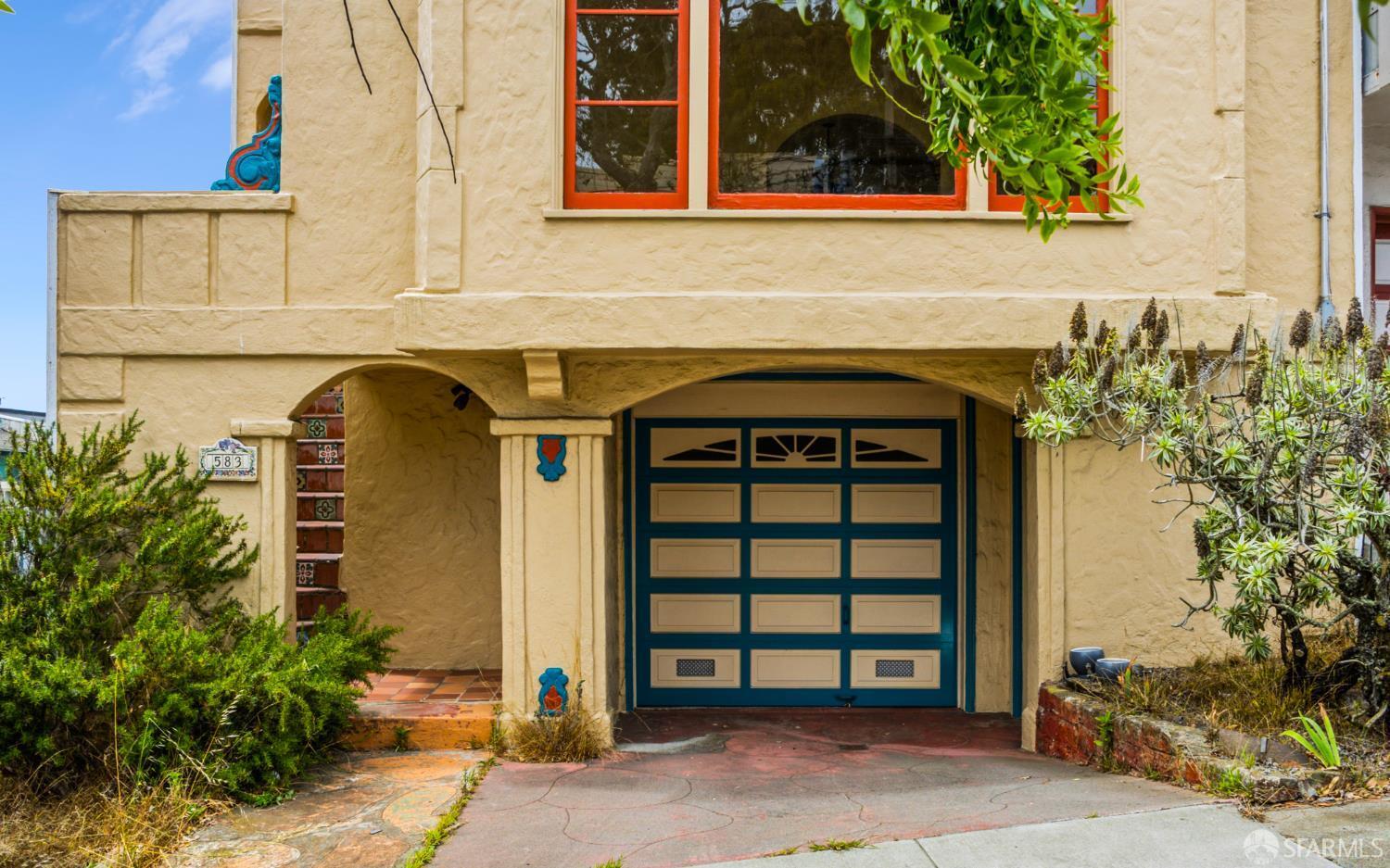 Property Photo: 583 43rd Avenue CA 94121