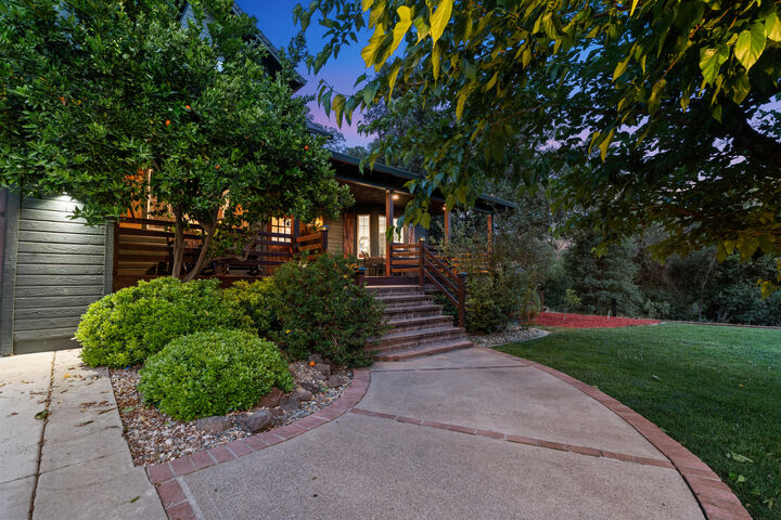 Property Photo:  1355 Hope Lane  CA 96003 