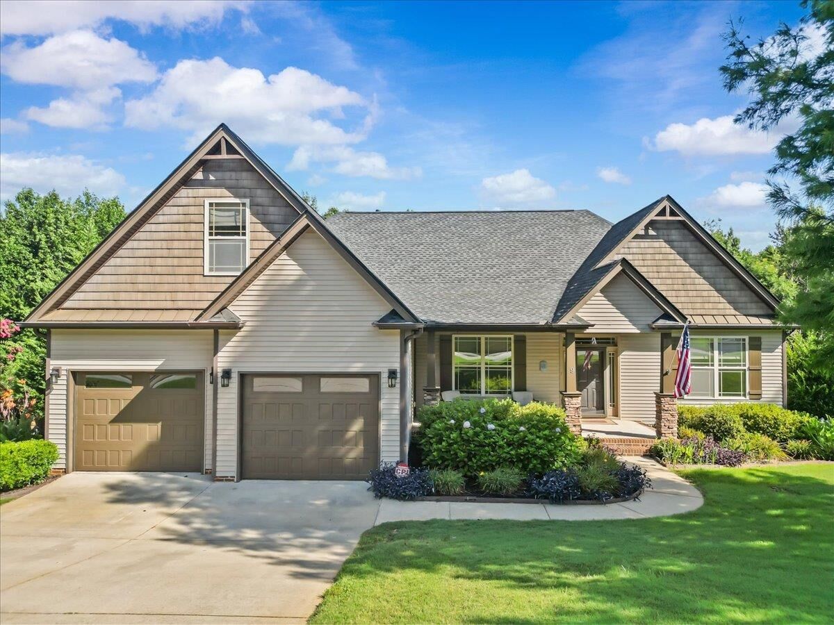 Property Photo: 9 Crimson Glory Way SC 29690