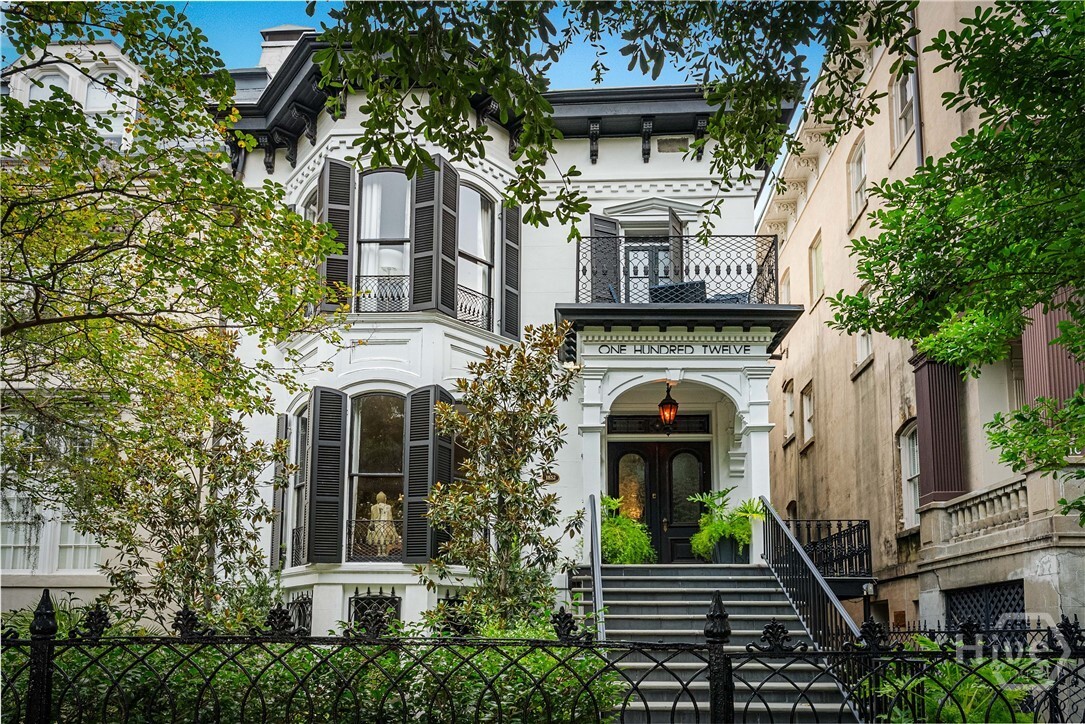 112 W Gaston Street  Savannah GA 31401 photo