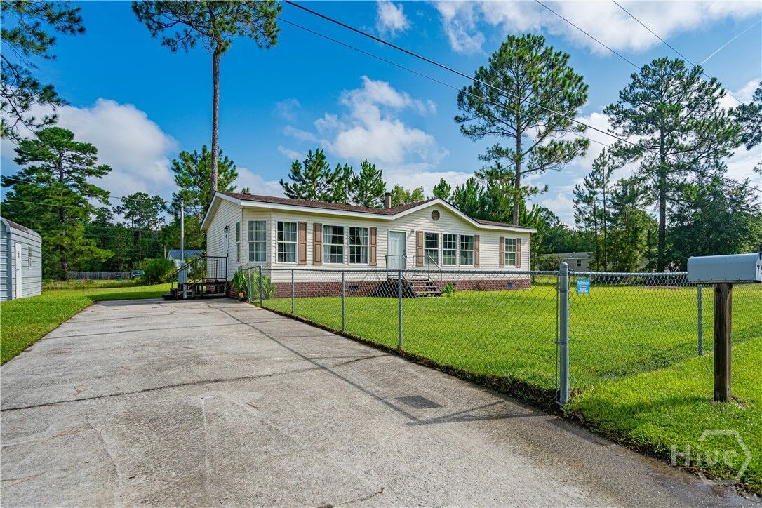 Property Photo:  75 Willow Lane NE  GA 31316 