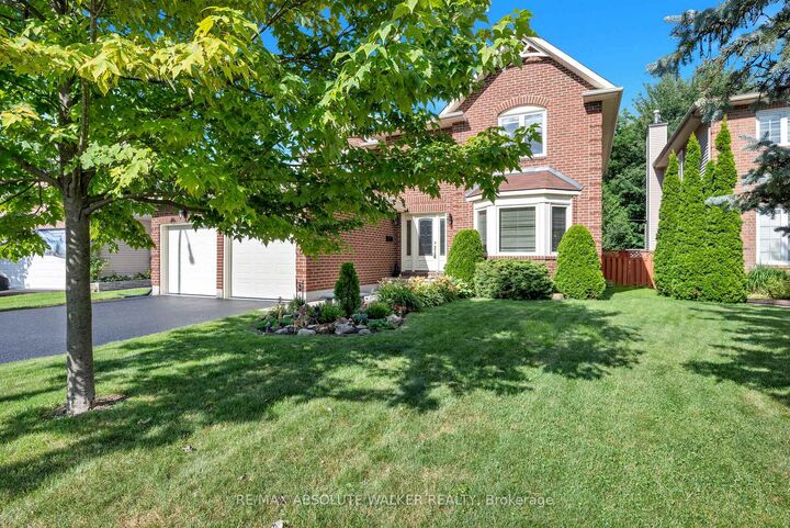 Property Photo: 1866 Robinwood Place ON K1C 6L7