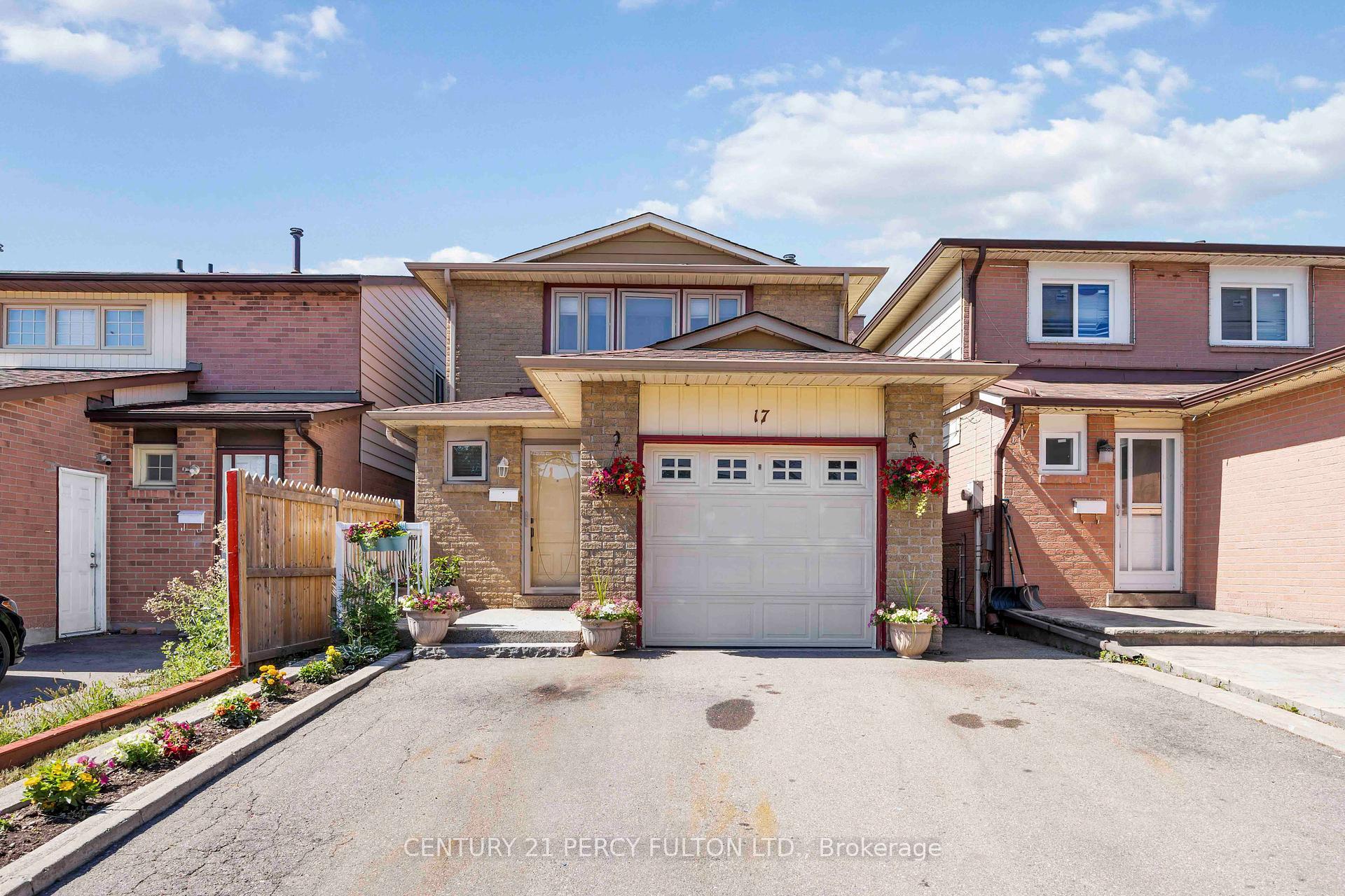 Photo de la propriété: 17 Woodsview Avenue ON M9W 6B9