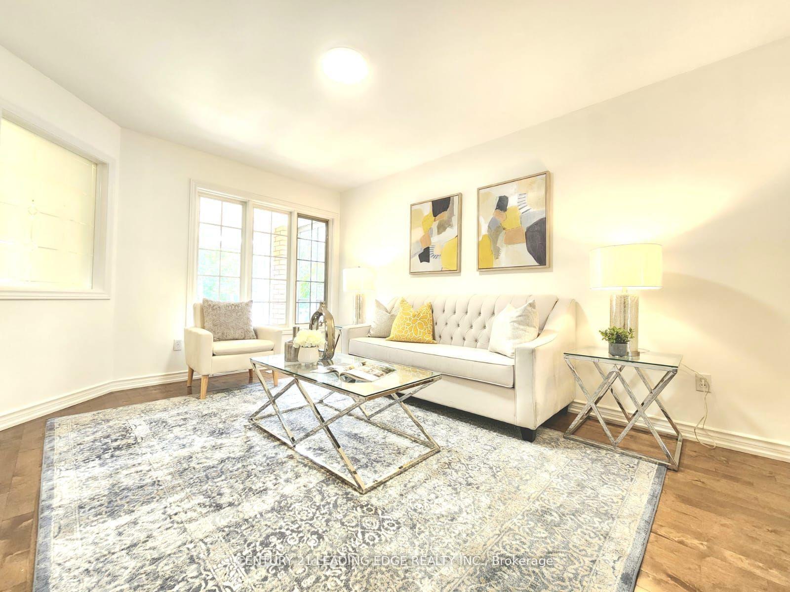 Property Photo: 86 Quince Crescent ON L3S 3T2
