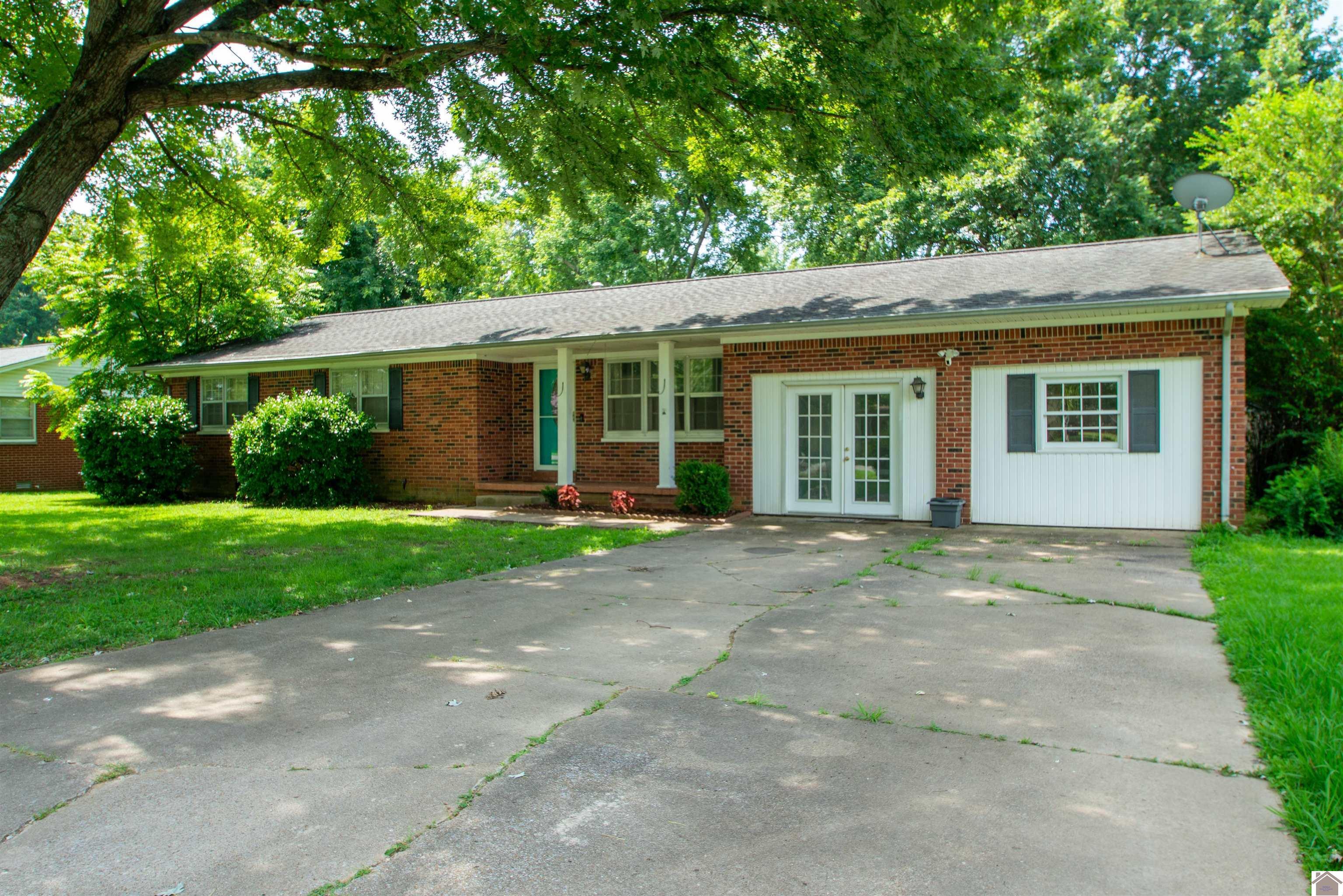 Property Photo:  6845 Greenfield Dr  KY 42003 