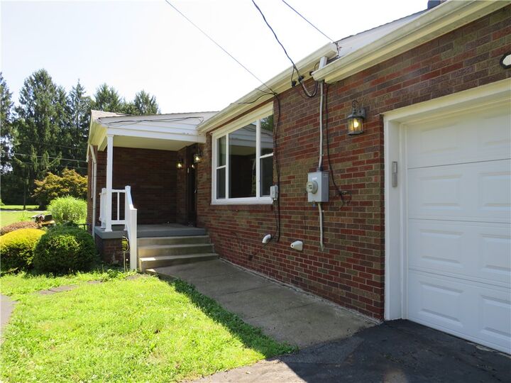 Property Photo: 332 E Maitland Lane PA 16105