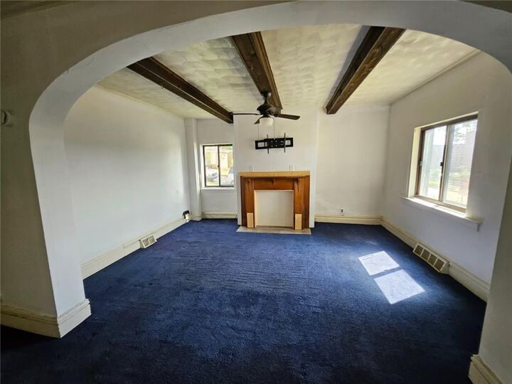 Property Photo: 1907 Delaware Ave 1 PA 15218