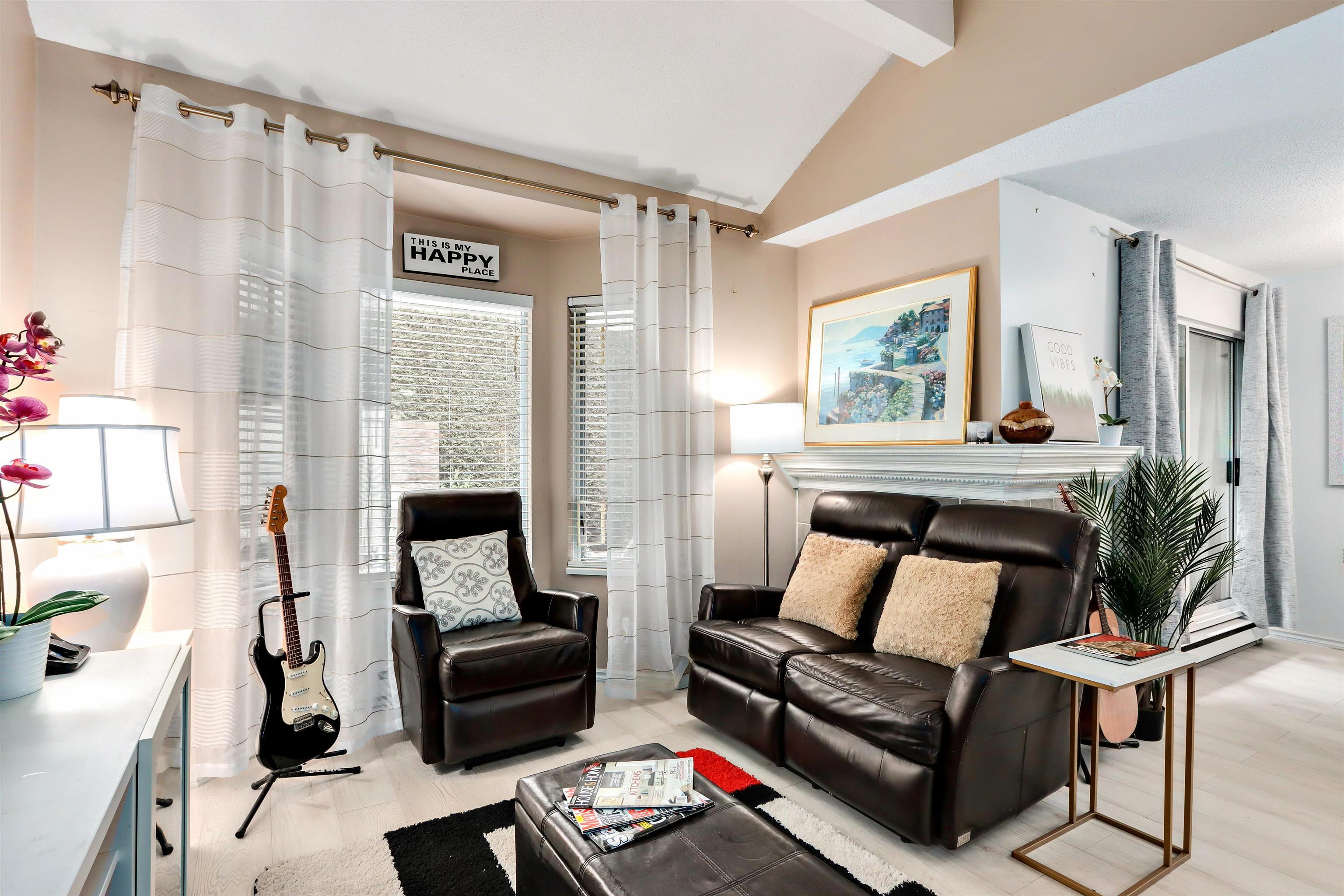 Property Photo:  10094 154 Street 2  BC V3R 4J6 