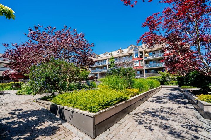 Property Photo:  4811 53 Street A205  BC V4K 2Z3 