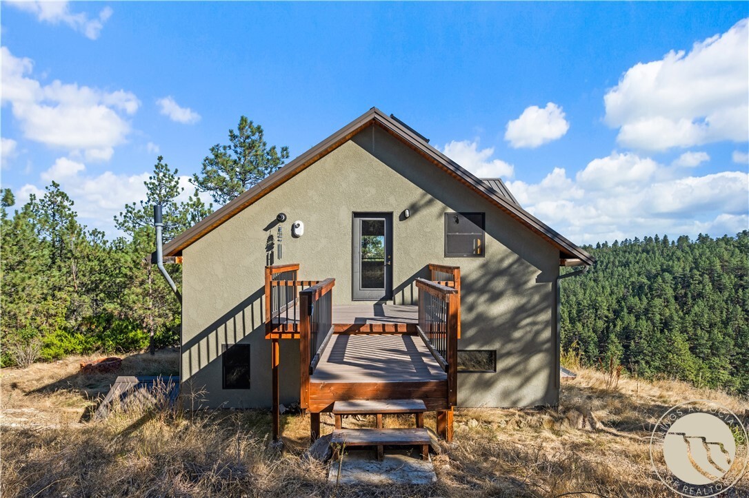 Property Photo: 91 Upper Hawk Valley Rd MT 59019