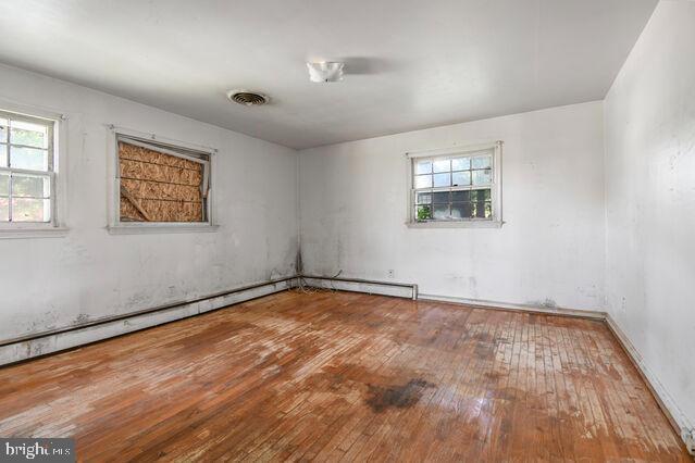 Property Photo:  500 Burnt Mills Avenue  MD 20901 