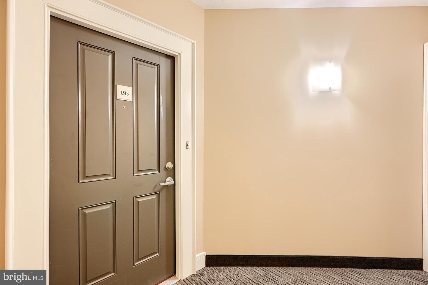 Property Photo:  414 Water Street 1513  MD 21202 
