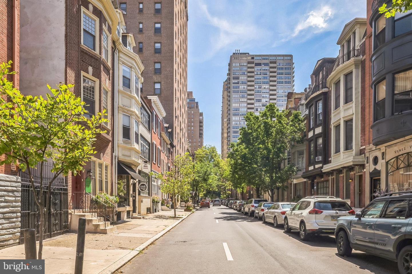 Property Photo:  2047 Locust Street  PA 19103 