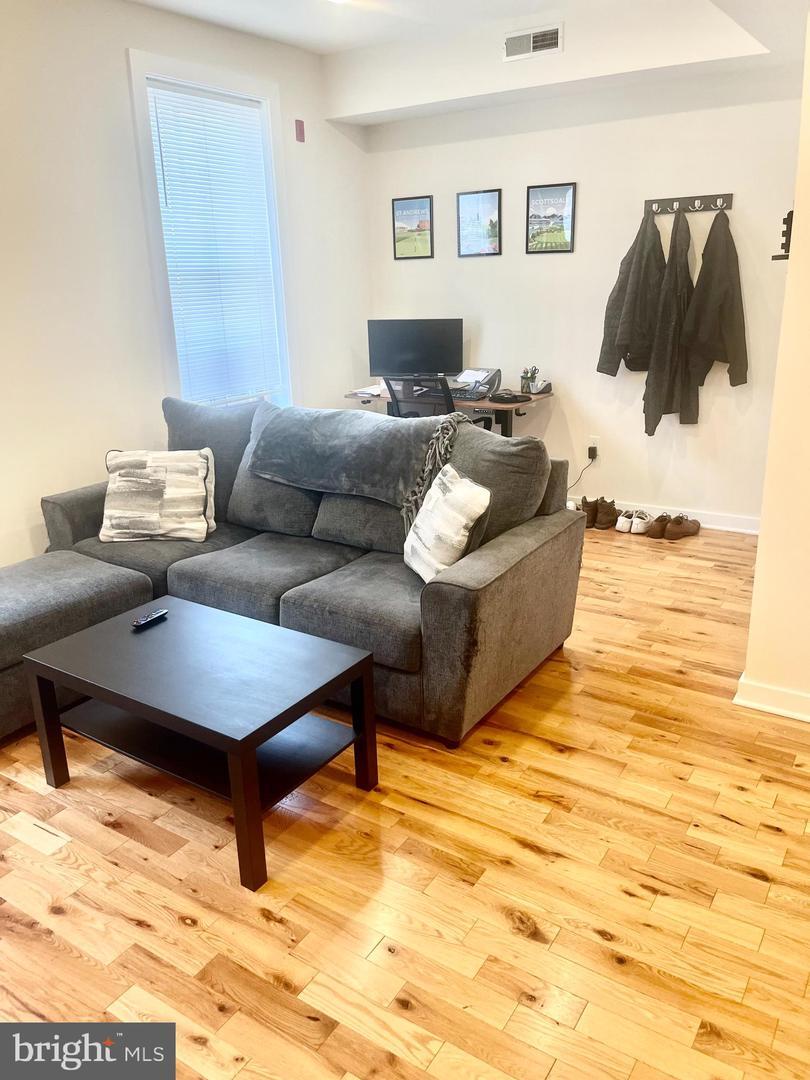 Property Photo:  1918 Fairmount Avenue 102  PA 19130 
