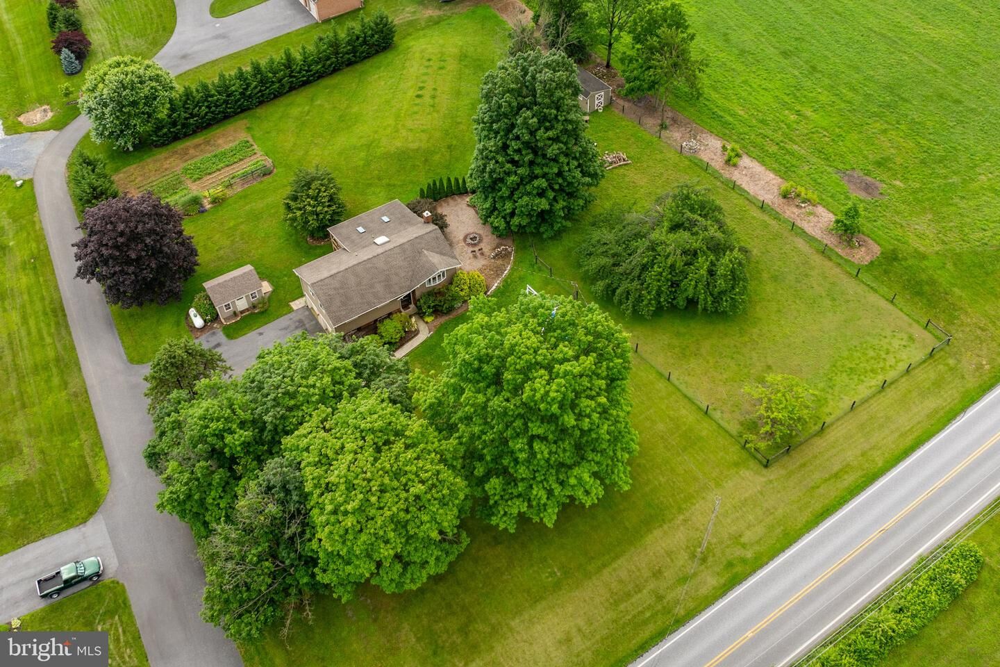 Property Photo:  1504 Brunnerville Road  PA 17543 