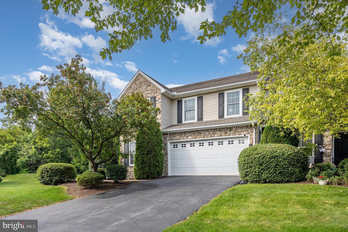 Property Photo: 57 Carousel Circle PA 17033