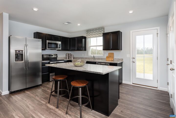 Property Photo: 163 Arches Ln VA 22923