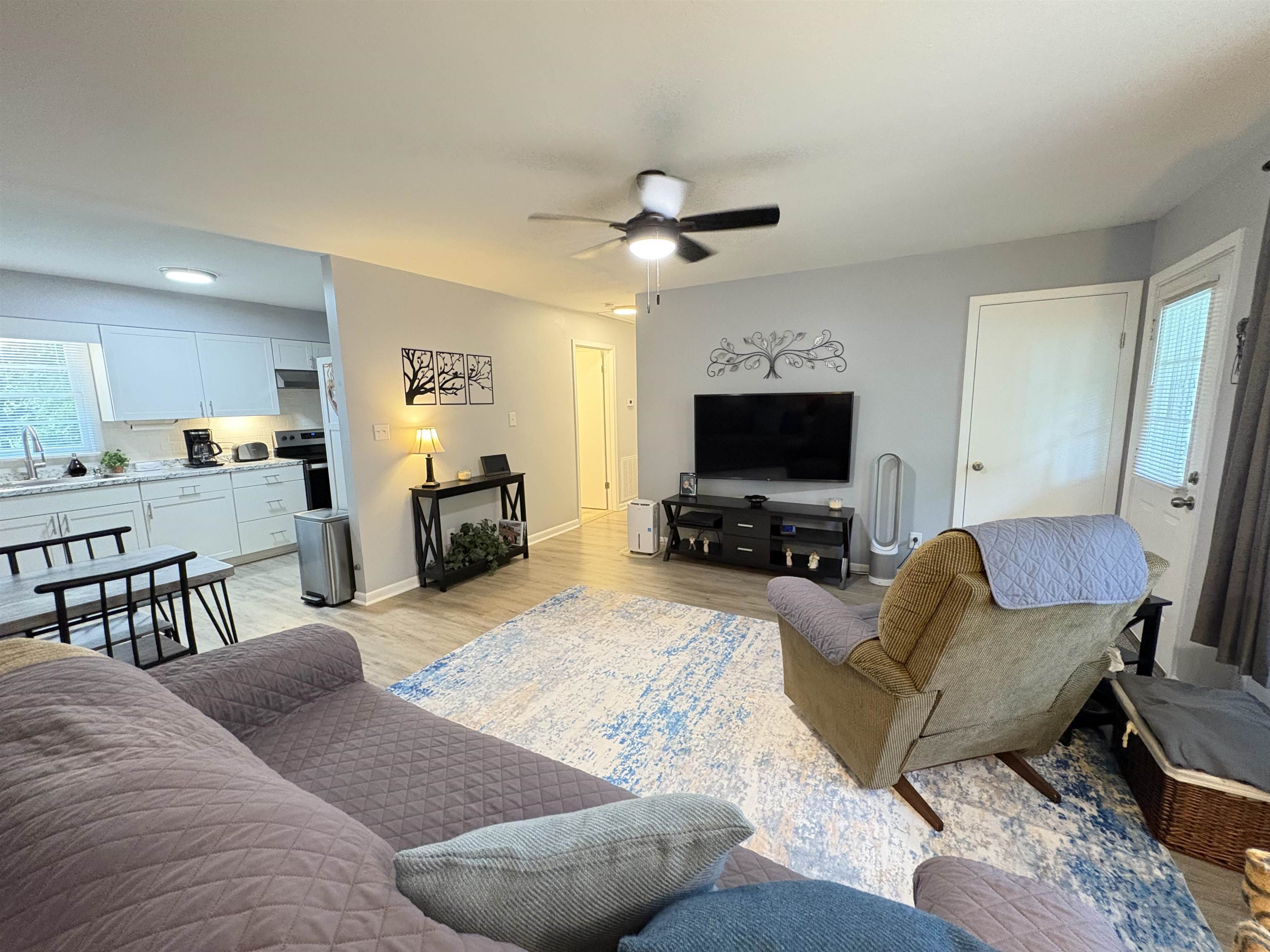 Property Photo:  106 E Lakeshore Drive  AR 72529 