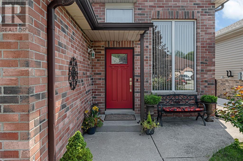 Property Photo: 269 Dieppe Crescent ON N9Y 4E8