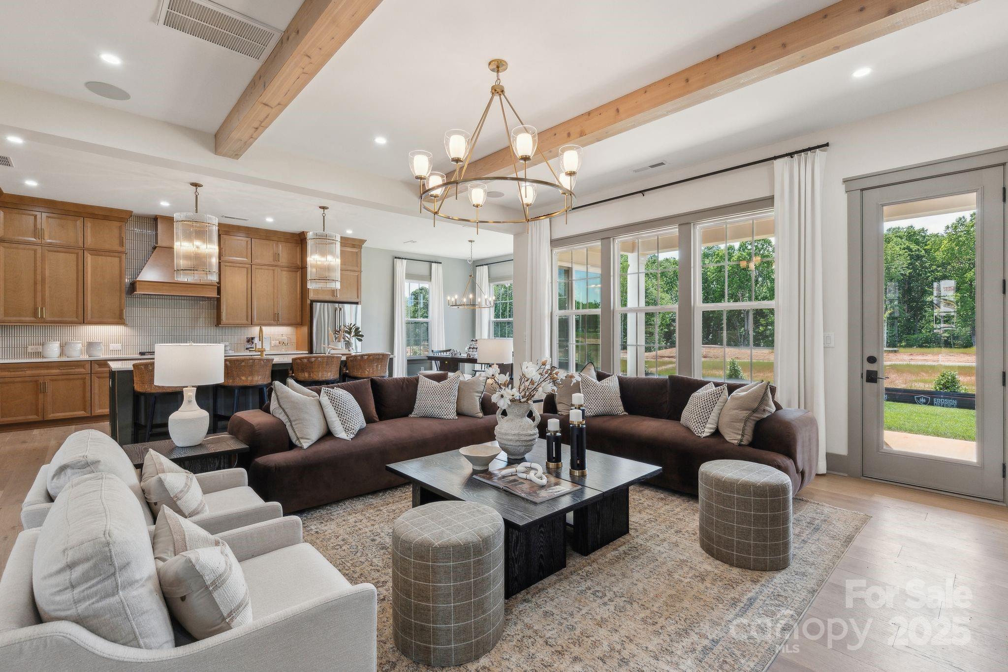 Property Photo: 13648 Glennmayes Road NC 28078