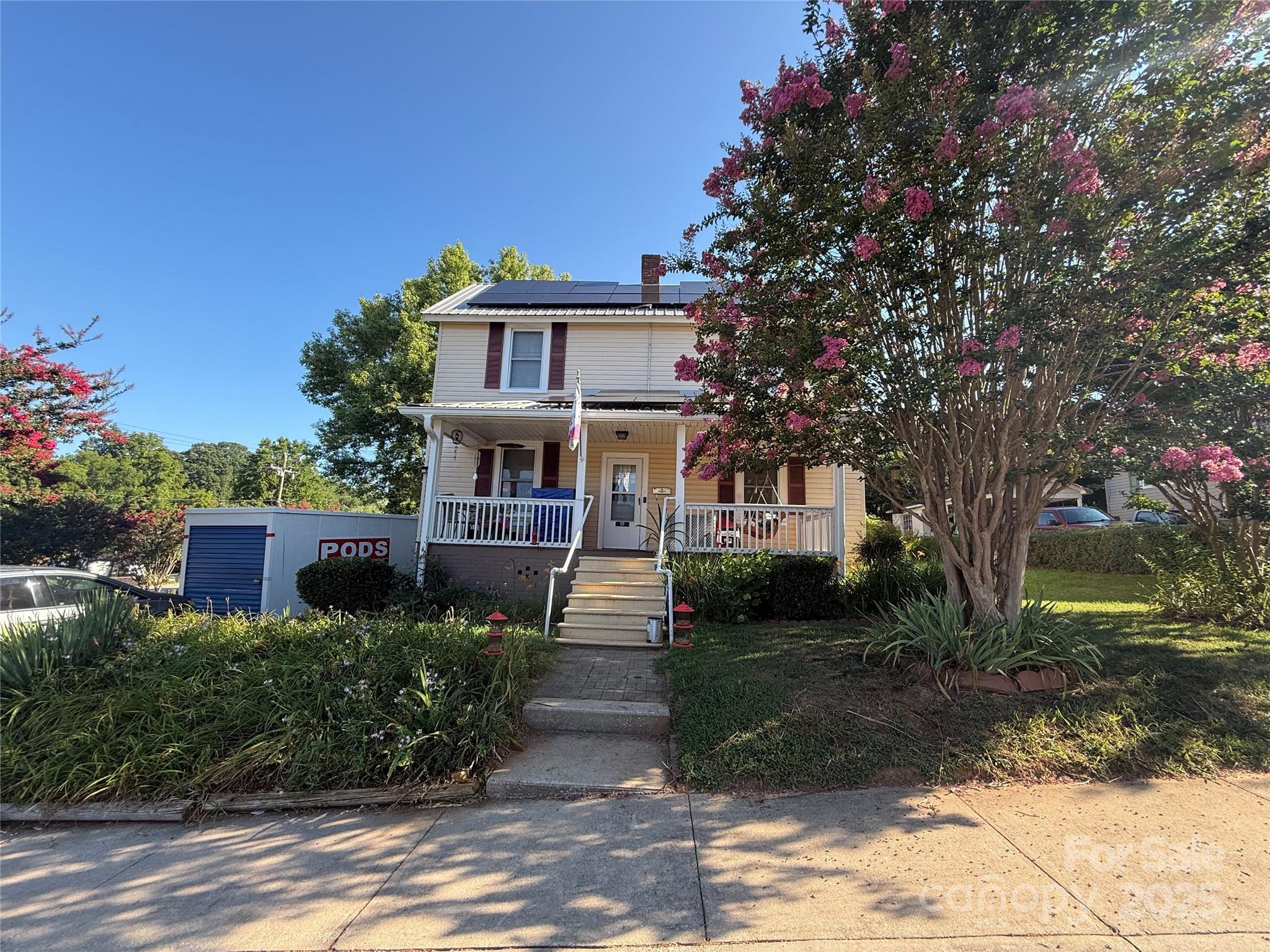 Property Photo: 17 3rd Street NC 28752