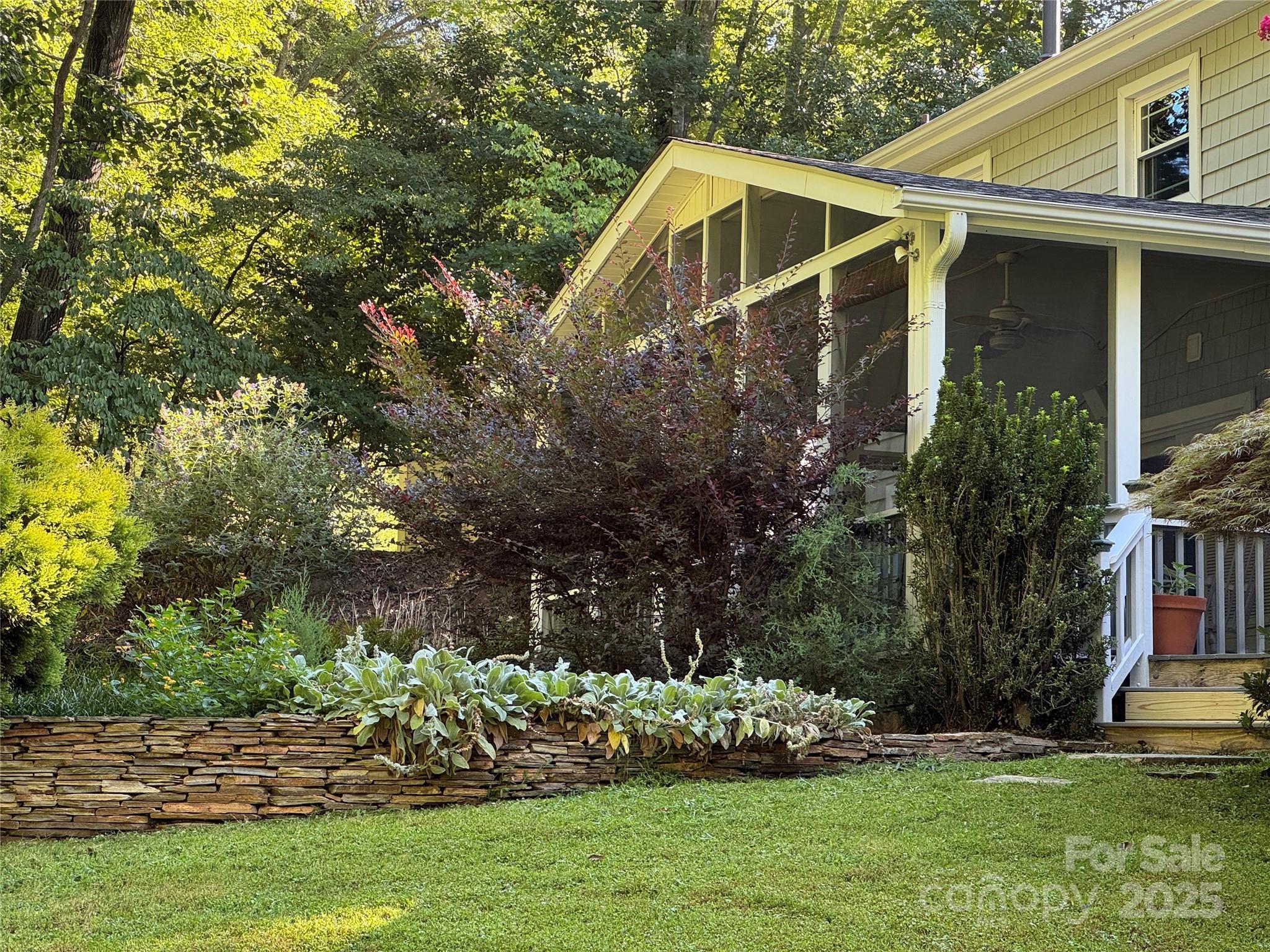 Property Photo:  1336 Somersby Lane  NC 28105 